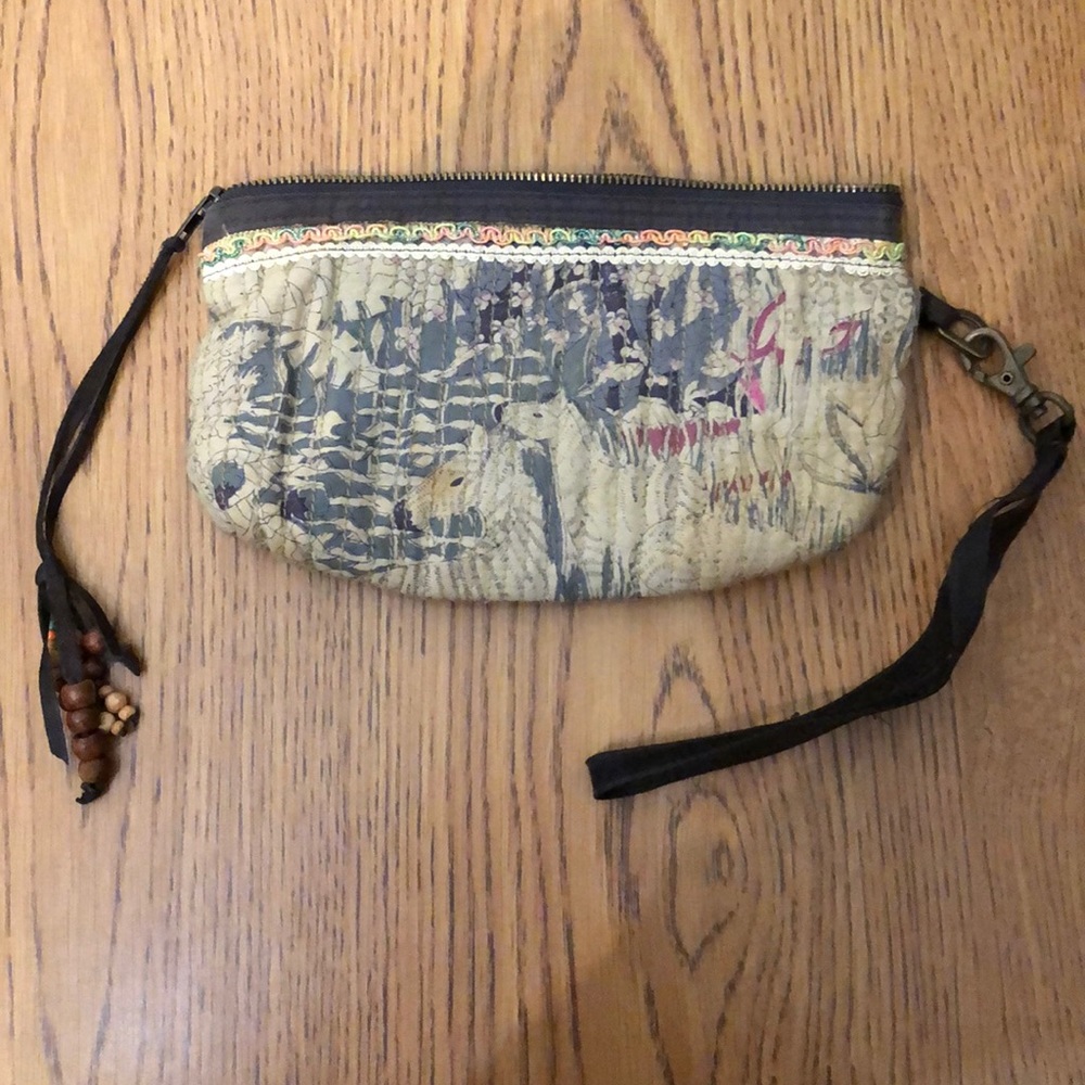 American Eagle Clutch.